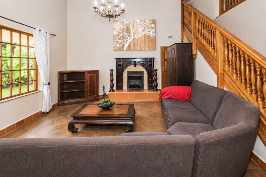 5 Bedroom Property for Sale in Schoemansville North West